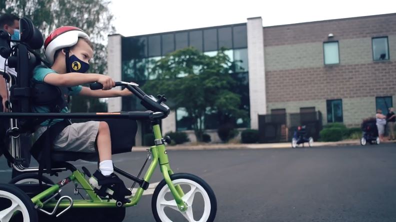 'Live life to the fullest': Program gives bikes to kids with disabilities